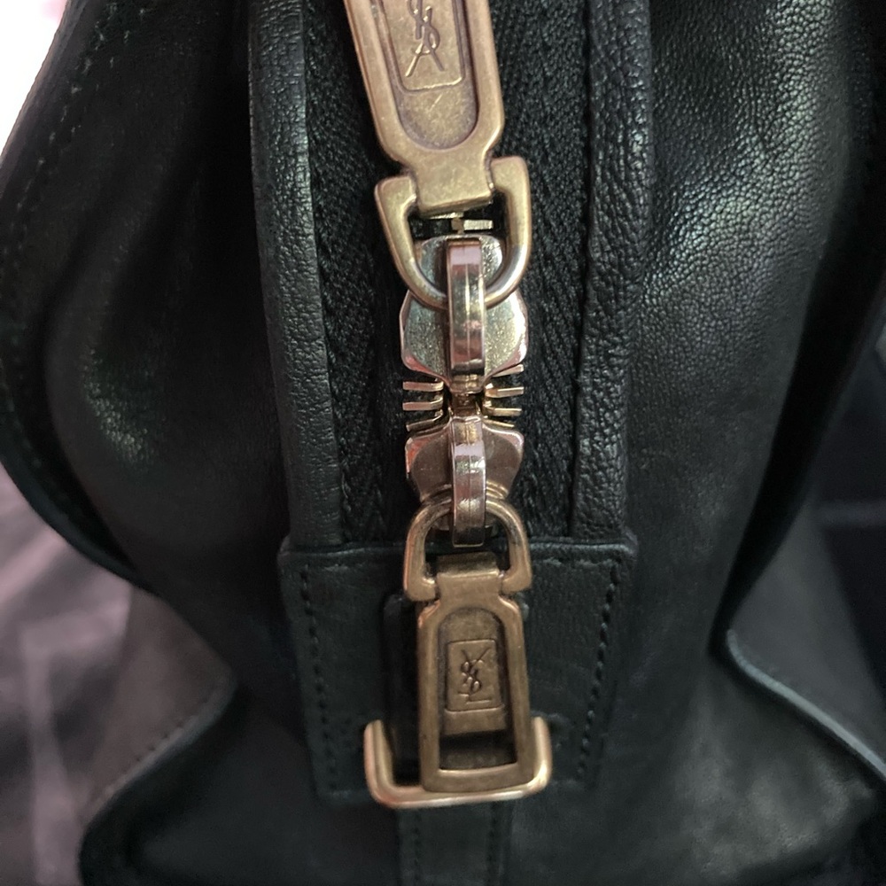 SOLD LABOR YAY SALE! Yves Saint Laurent Y Cabas Black Satchel with Gold Hardware - Picture 4 of 16